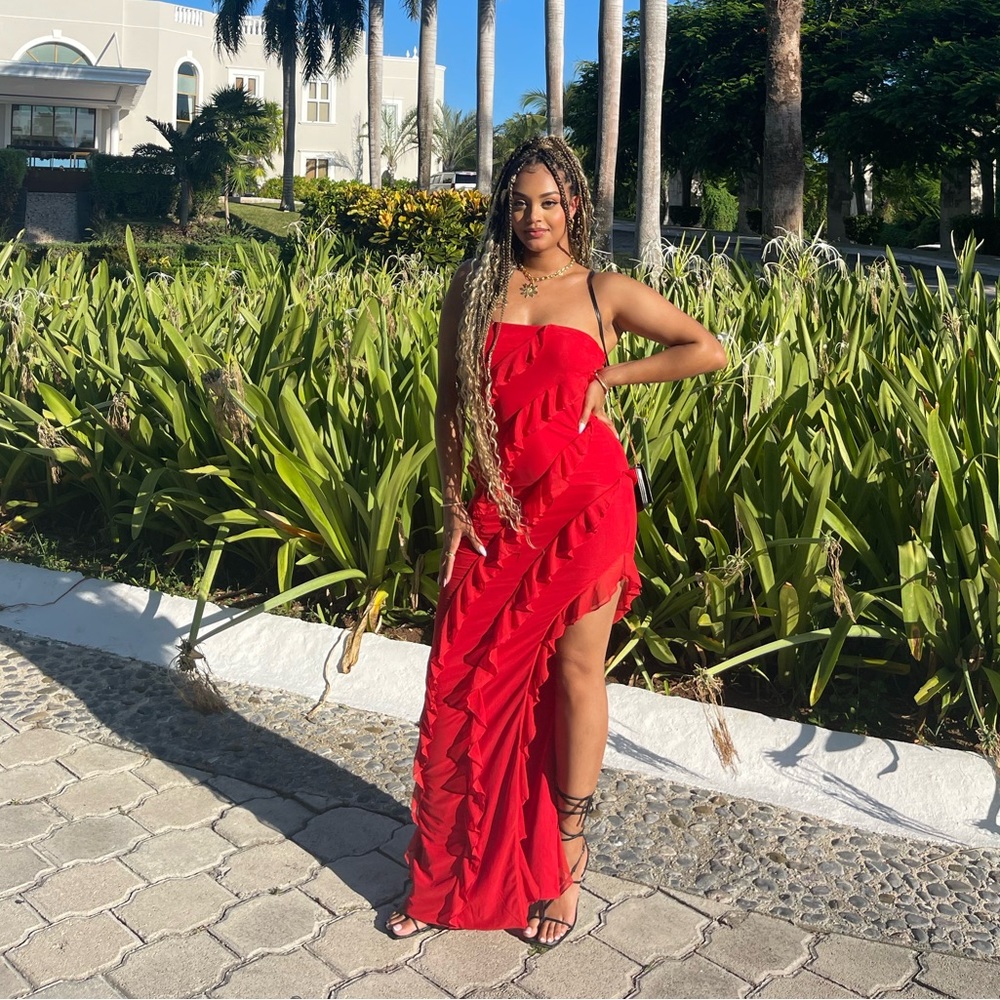 Bandeau Ruffle Detail Maxi Dress in Red